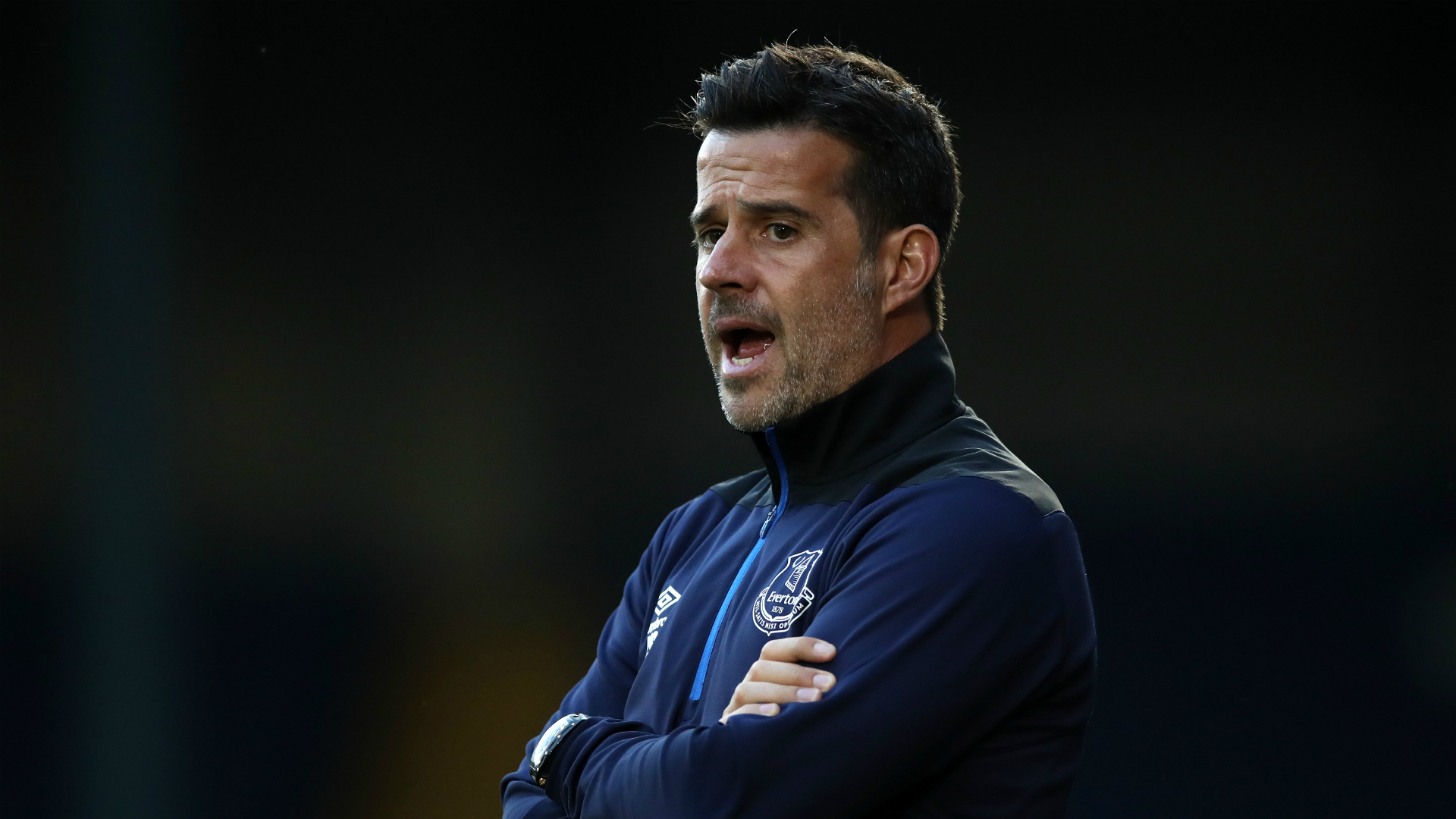 对霍伊伦而 对霍伊伦而